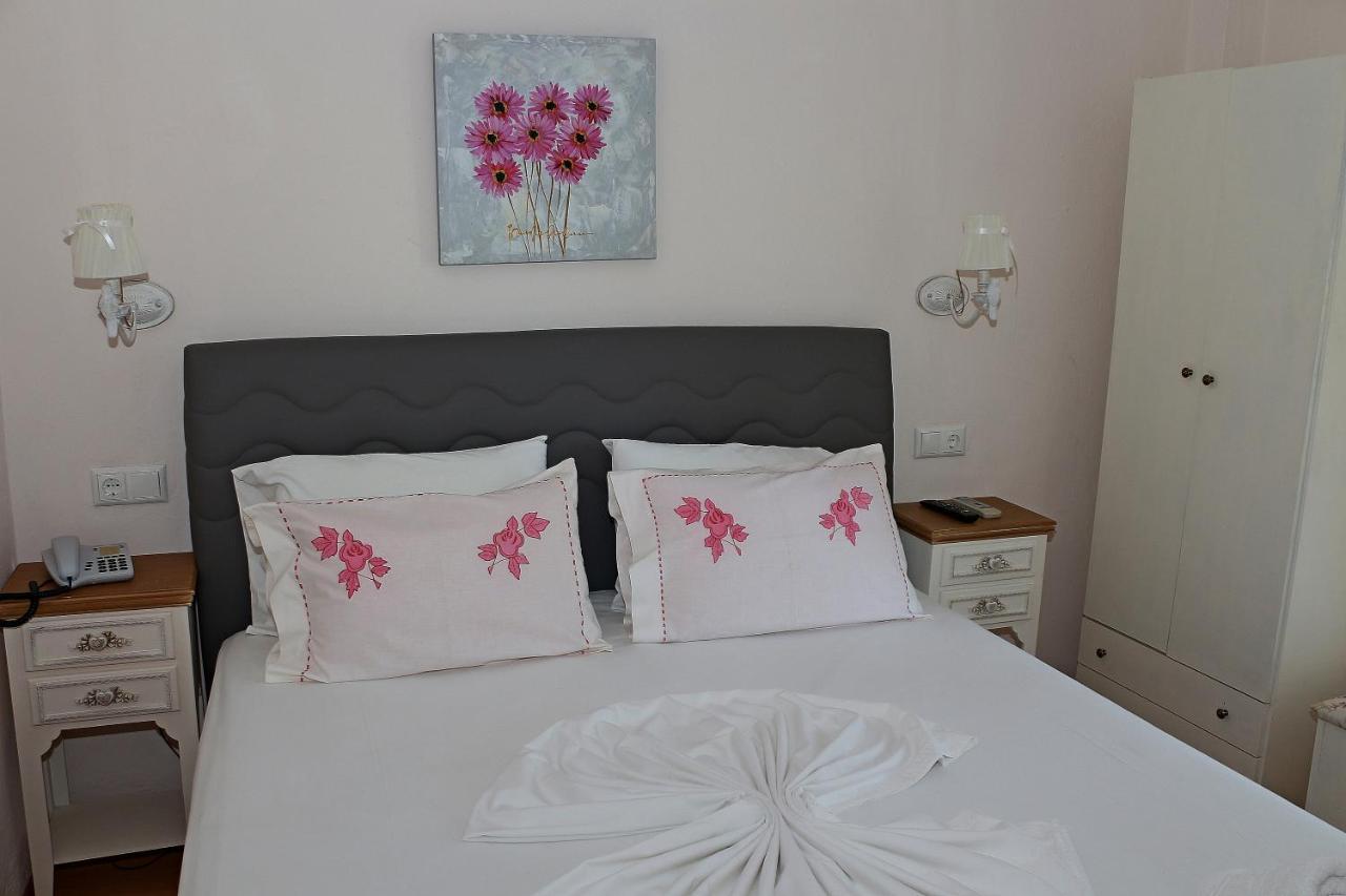 Kristal Hotel พริโนส ภายนอก รูปภาพ