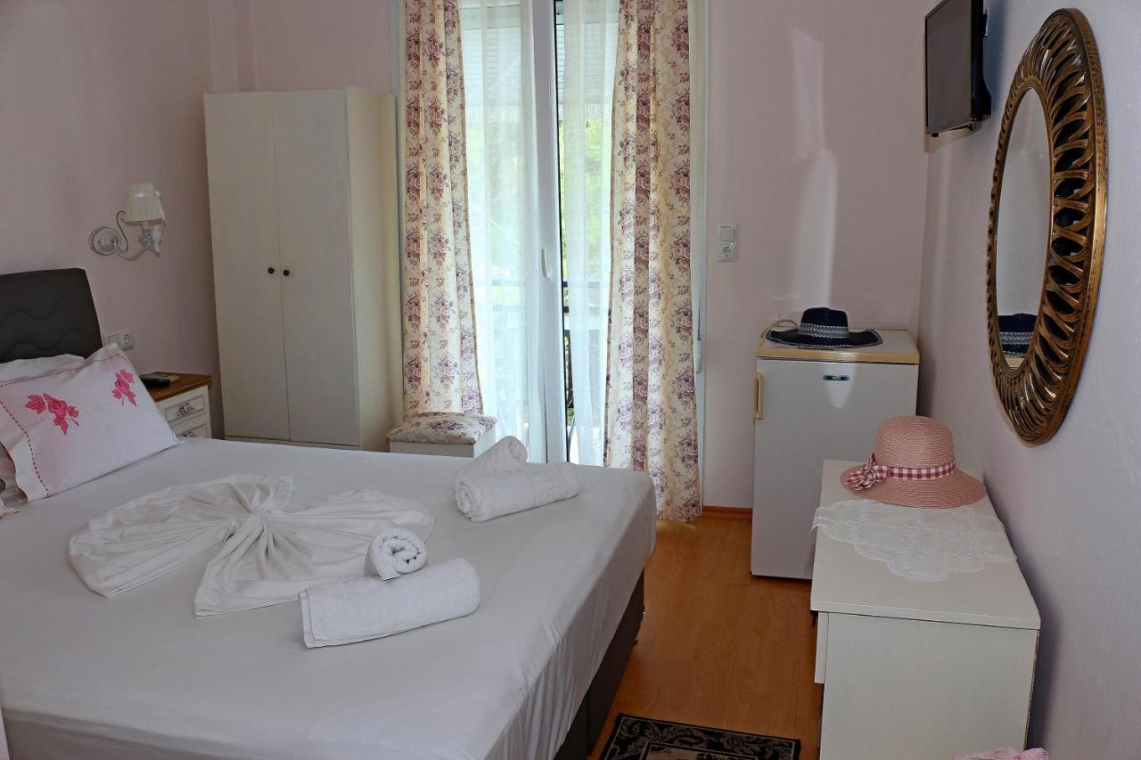 Kristal Hotel พริโนส ภายนอก รูปภาพ