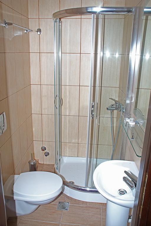 Kristal Hotel พริโนส ห้อง รูปภาพ